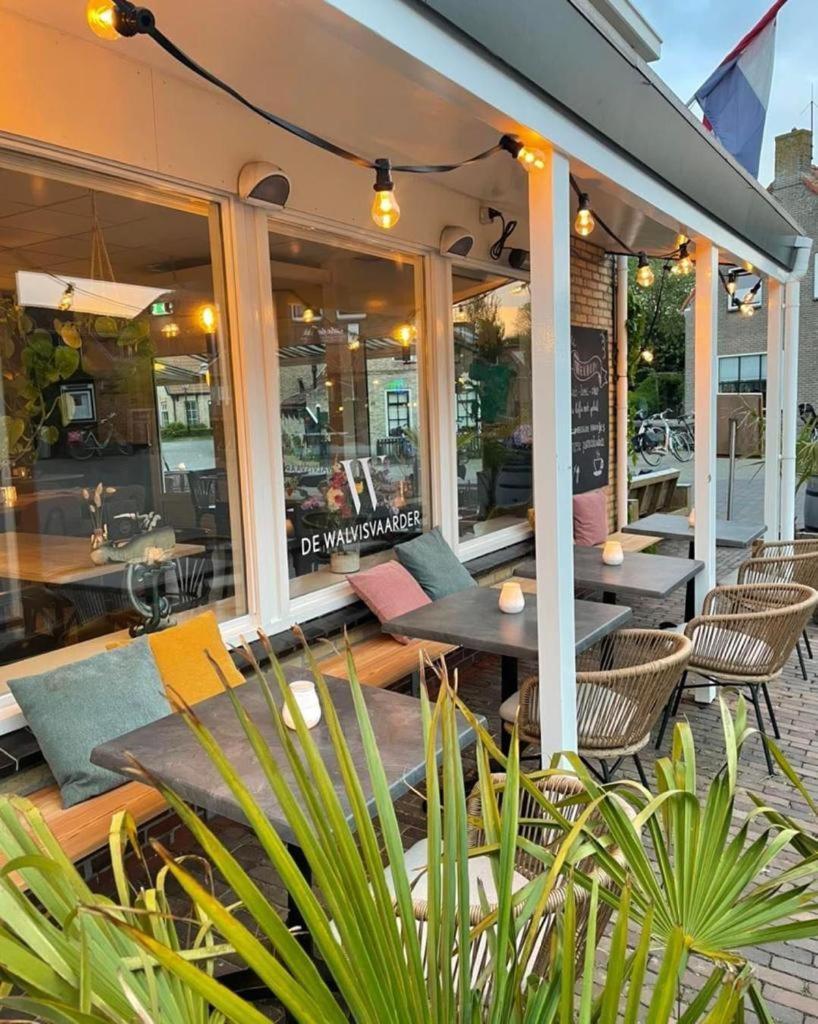 Hotel-Restaurant De Walvisvaarder Hollum  Kültér fotó