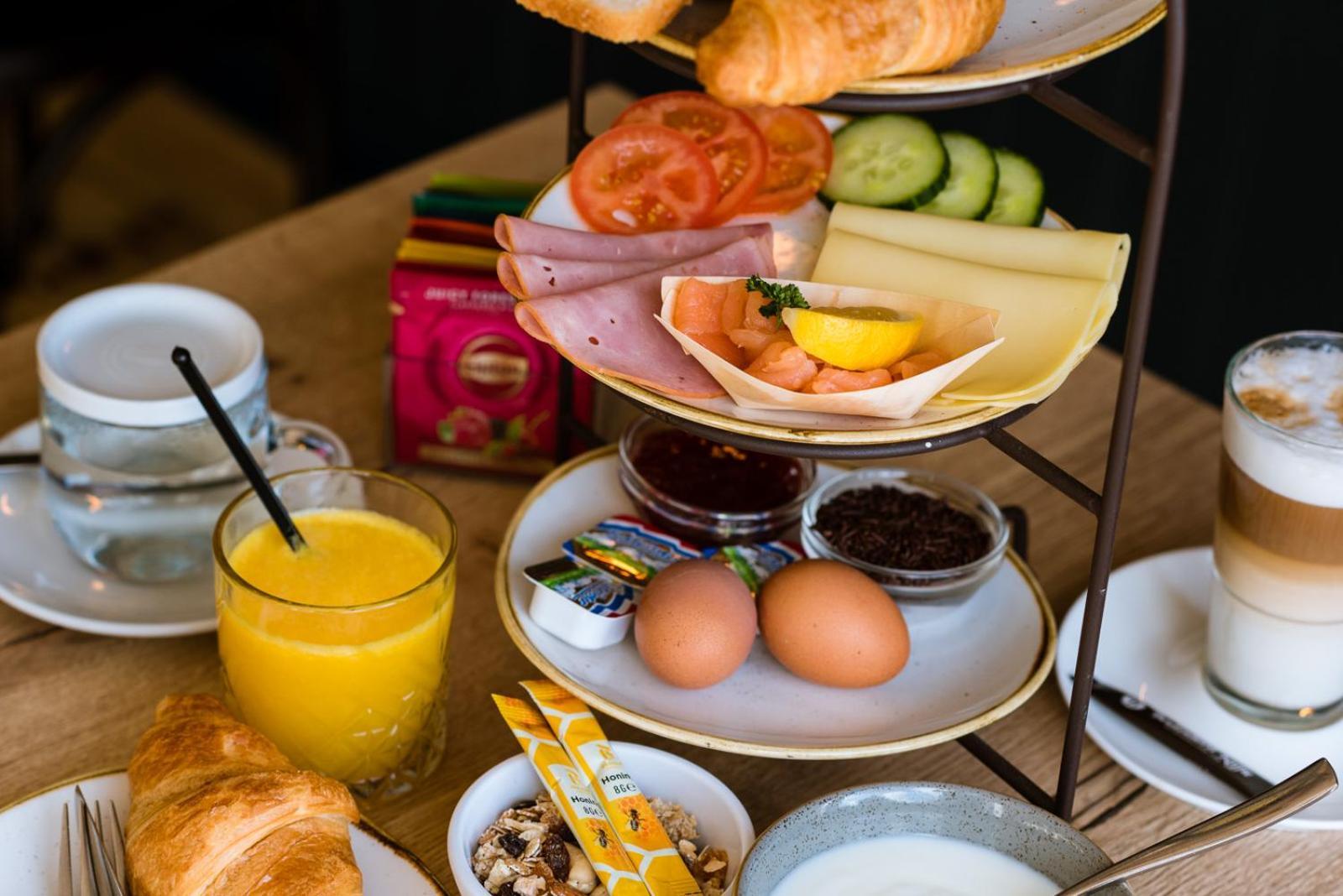 Hotel-Restaurant De Walvisvaarder Hollum  Kültér fotó