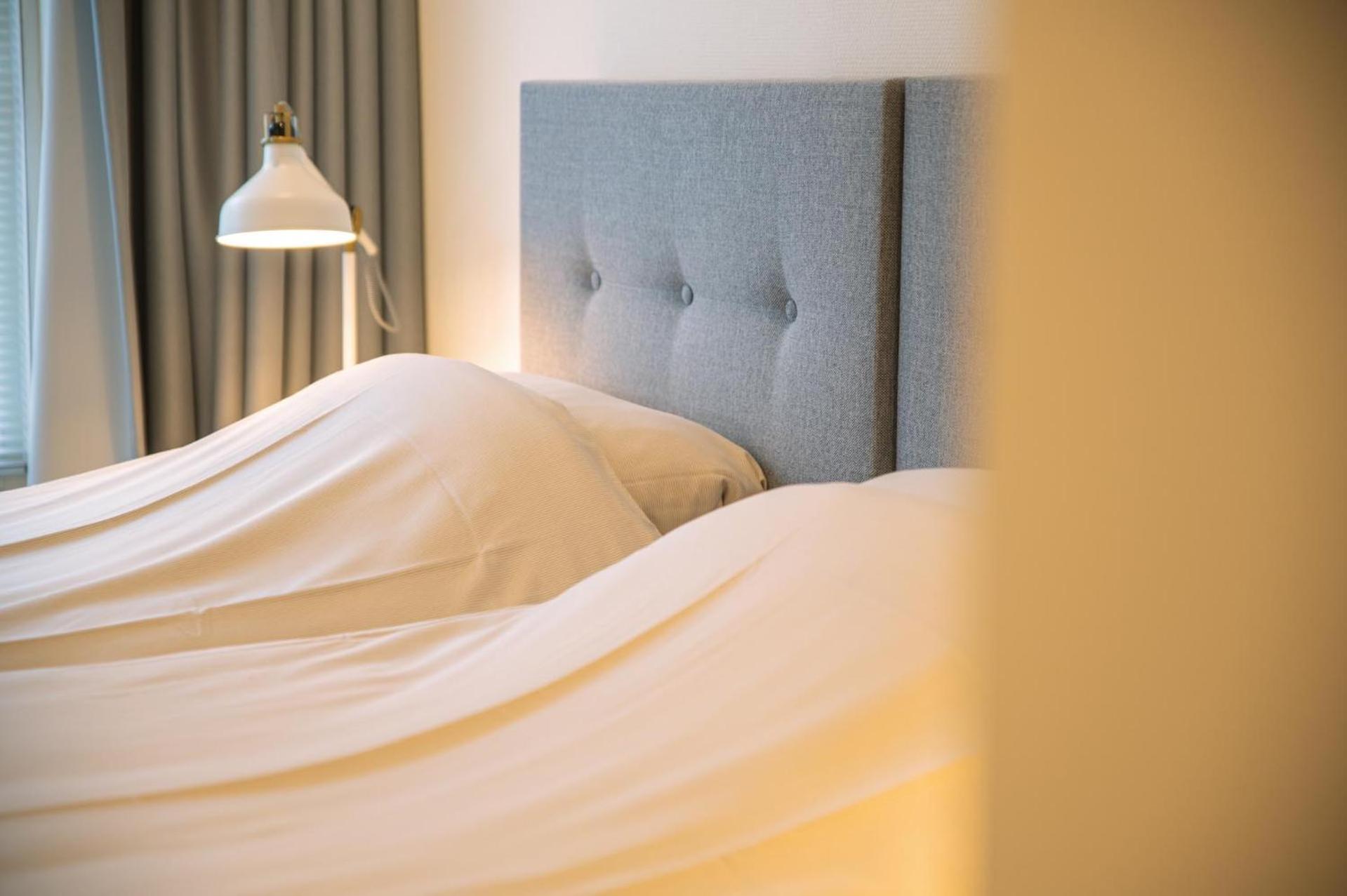 Hotel-Restaurant De Walvisvaarder Hollum  Kültér fotó