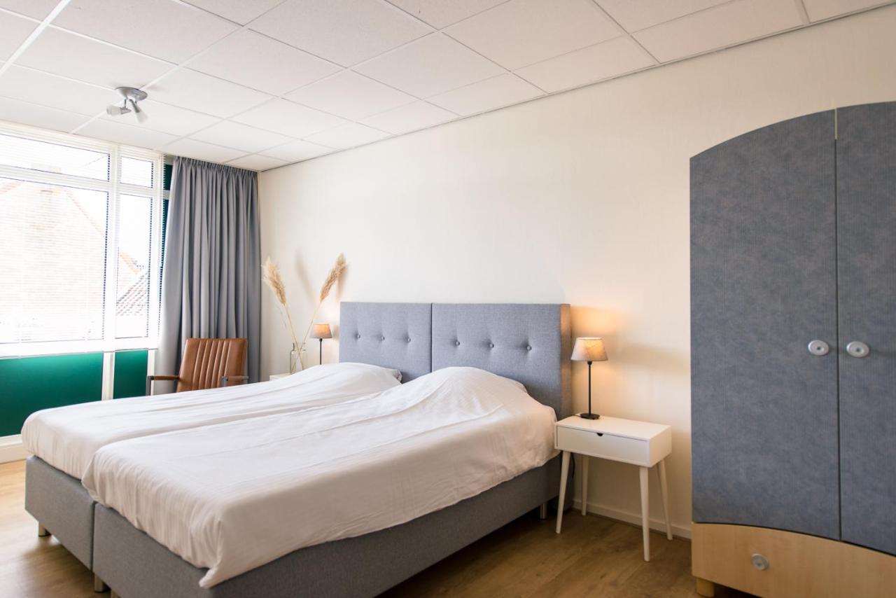 Hotel-Restaurant De Walvisvaarder Hollum  Kültér fotó
